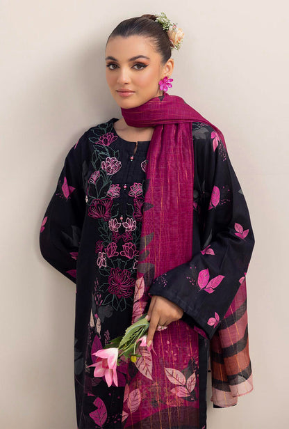 Pehnawa Noir Rose Khaddar Set